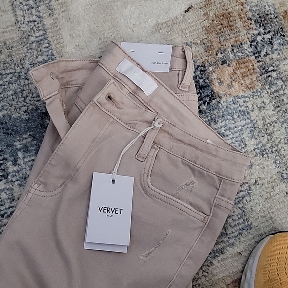 Jeans - Picture 3 of 5